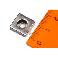 Металлическая шайба D25 мм - Неодимовый магнит прямоугольник 12х12х3 мм с зенковкой 3.5/6 мм