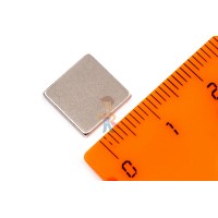Неодимовый магнит диск 5х1 мм, N52 - Неодимовый магнит прямоугольник 11х11х1.5 мм, N33SH