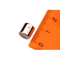 Неодимовый магнит - прямоугольник 15х15х3 мм с зенковкой 3.5/7 мм, 4шт, Forceberg - Неодимовый магнит диск 8х8 мм